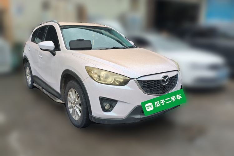Used Mazda CX-5 2014 2.0L Automatic Two-Wheel Drive Urban Version Front Right 45 Deg