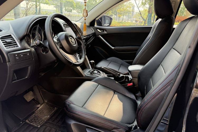 Used Mazda CX-5 2014 2.0L Automatic Two-Wheel Drive Urban Version Interior 2
