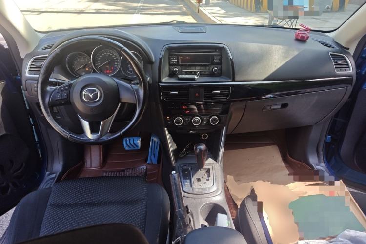 Used Mazda CX-5 2014 2.0L Automatic Two-Wheel Drive Urban Version Center Console