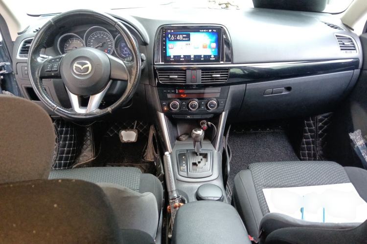 Used Mazda CX-5 2014 2.0L Automatic Two-Wheel Drive Urban Version Center Console