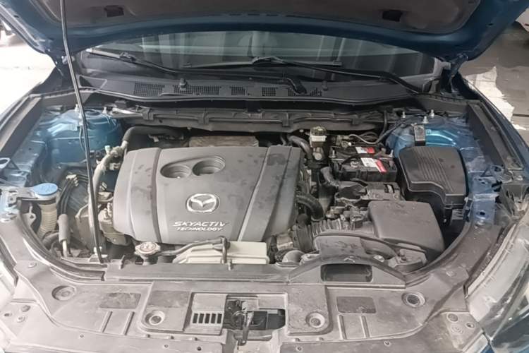 Used Mazda CX-5 2014 2.0L Automatic Two-Wheel Drive Urban Version Engine Bay