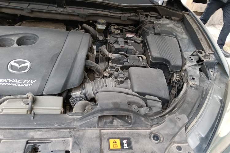 Used Mazda CX-5 2014 2.0L Automatic Two-Wheel Drive Urban Version Engine Bay Left