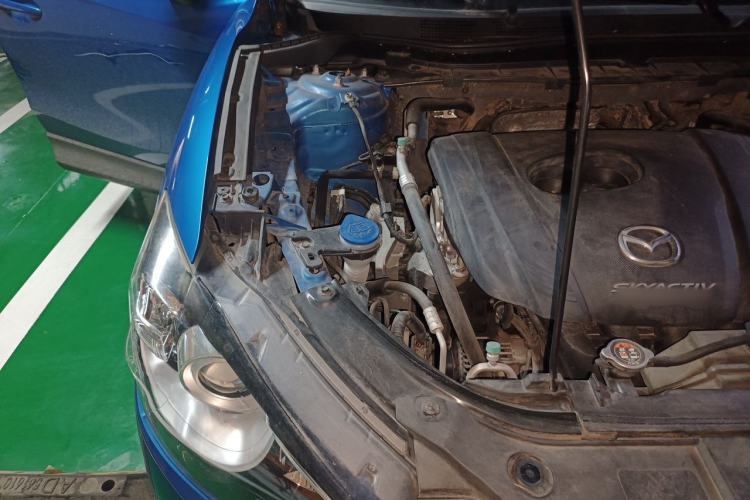 Used Mazda CX-5 2014 2.0L Automatic Two-Wheel Drive Urban Version Engine Bay Right