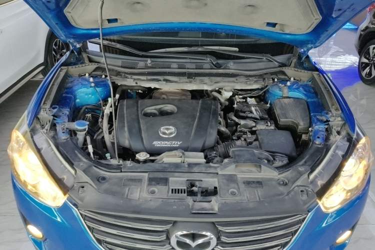 Used Mazda CX-5 2014 2.0L Automatic Two-Wheel Drive Urban Version Engine Bay