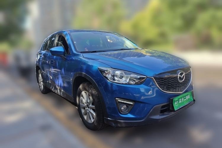 Used Mazda CX-5 2014 2.0L Automatic Two-Wheel Drive Urban Version Front Right 45 Deg