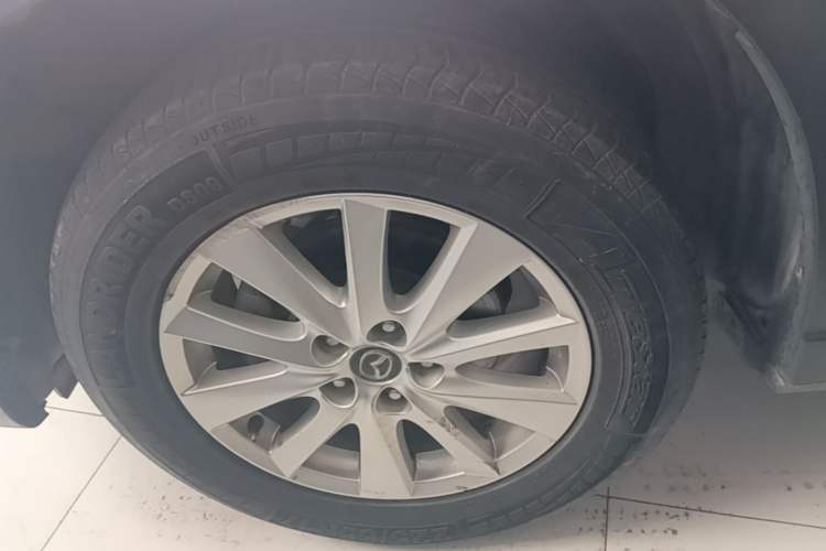 Used Mazda CX-5 2014 2.0L Automatic Two-Wheel Drive Urban Version Left Front Wheel Hub