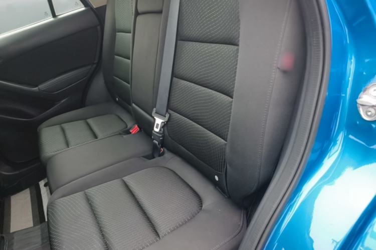Used Mazda CX-5 2014 2.0L Automatic Two-Wheel Drive Urban Version Left Rear Seat