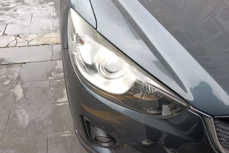 Used Mazda CX-5 2014 2.0L Automatic Two-Wheel Drive Urban Version Right Front Headlight