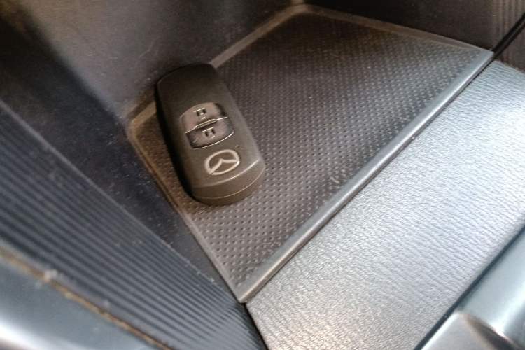 Used Mazda CX-5 2014 2.0L Automatic Two-Wheel Drive Urban Version Vehicle Key