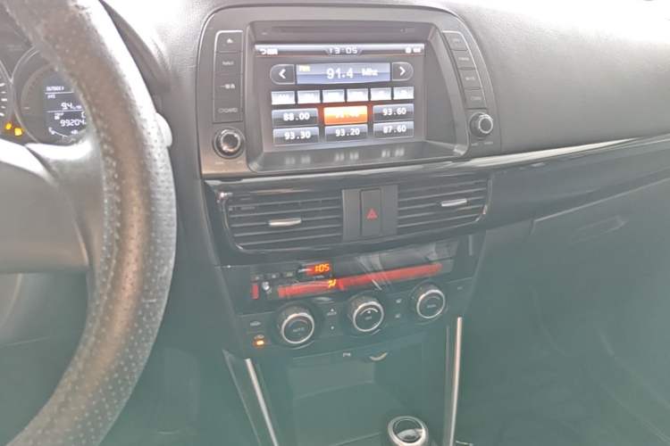 Used Mazda CX-5 2014 2.0L Automatic Two-Wheel Drive Urban Version Audio And AC Panel