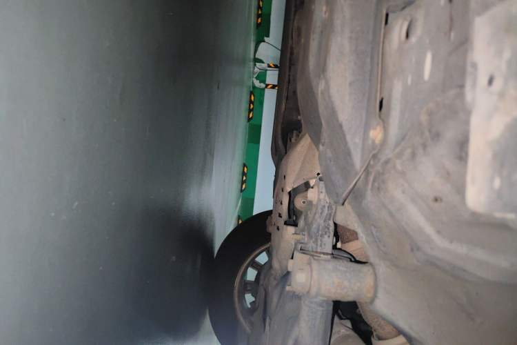 Used Mazda CX-5 2014 2.0L Automatic Two-Wheel Drive Urban Version Chassis Front Right