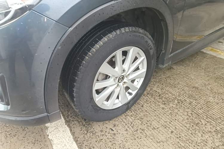 Used Mazda CX-5 2014 2.0L Automatic Two-Wheel Drive Urban Version Exterior 4