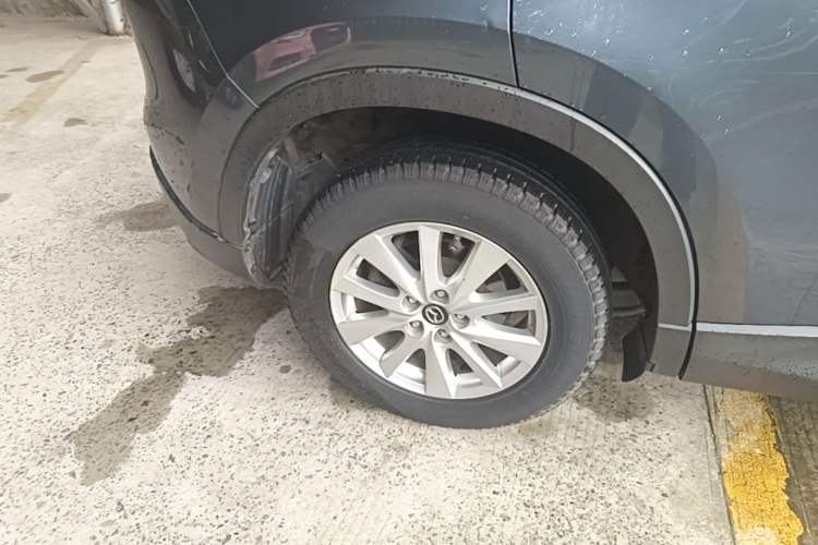 Used Mazda CX-5 2014 2.0L Automatic Two-Wheel Drive Urban Version Exterior 5