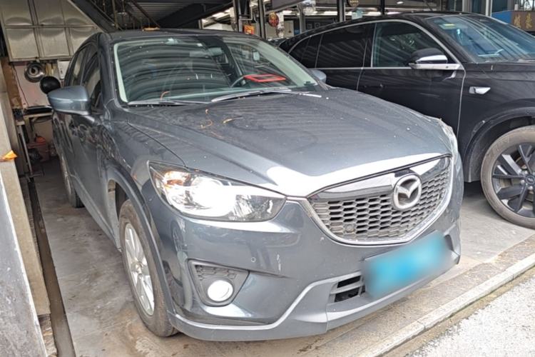 Used Mazda CX-5 2014 2.0L Automatic Two-Wheel Drive Urban Version Front Right 45 Deg