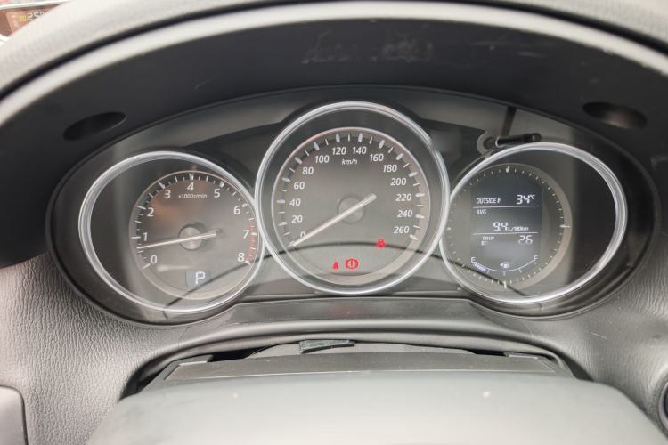 Used Mazda CX-5 2014 2.0L Automatic Two-Wheel Drive Urban Version Interior 2