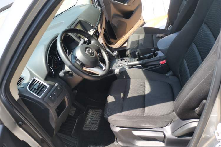 Used Mazda CX-5 2014 2.0L Automatic Two-Wheel Drive Urban Version Left Front Seat