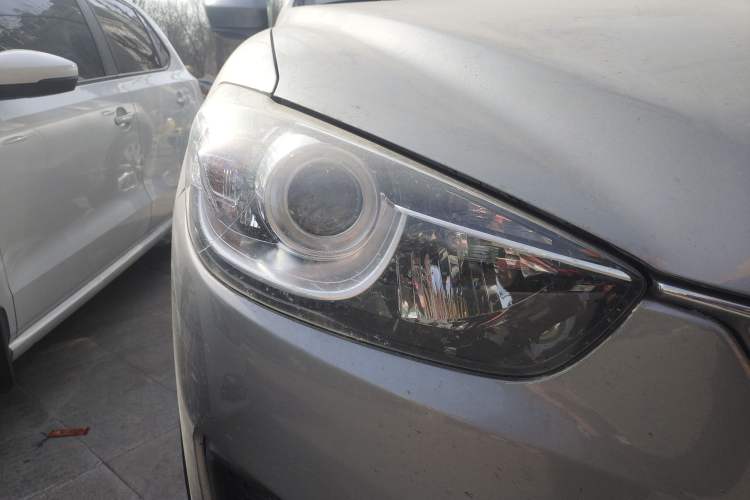 Used Mazda CX-5 2014 2.0L Automatic Two-Wheel Drive Urban Version Right Front Headlight