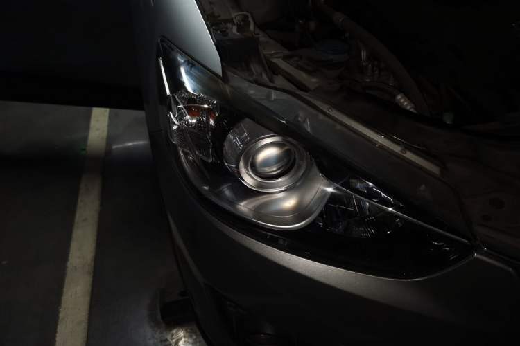 Used Mazda CX-5 2014 2.0L Automatic Two-Wheel Drive Urban Version Right Front Headlight