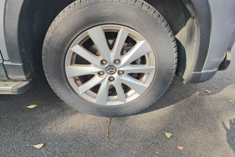 Used Mazda CX-5 2014 2.0L Automatic Two-Wheel Drive Urban Version Right Front Wheel Hub
