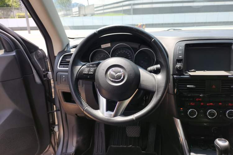 Used Mazda CX-5 2014 2.0L Automatic Two-Wheel Drive Urban Version Steering Wheel