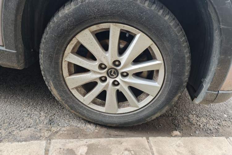 Used Mazda CX-5 2014 2.0L Automatic Two-Wheel Drive Urban Version Right Front Wheel Hub