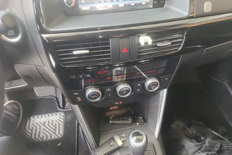 Used Mazda CX-5 2014 2.0L Automatic Two-Wheel Drive Urban Version Audio And AC Panel