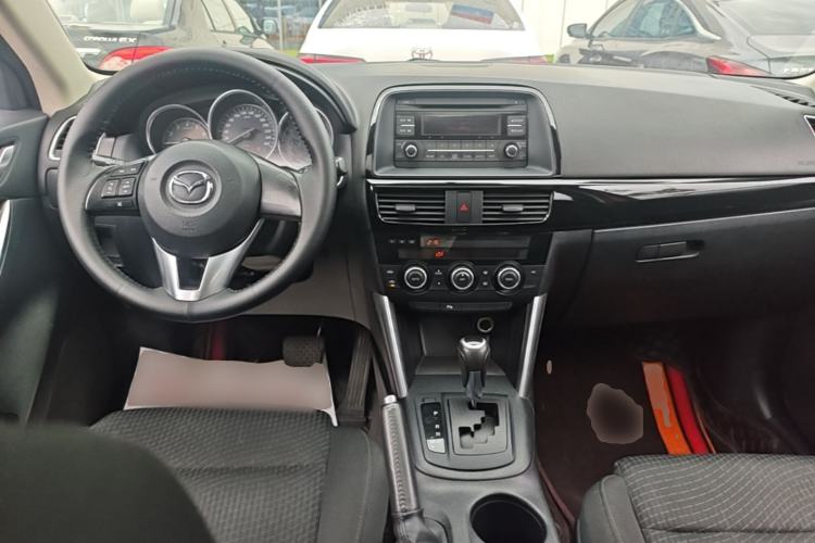 Used Mazda CX-5 2014 2.0L Automatic Two-Wheel Drive Urban Version Center Console