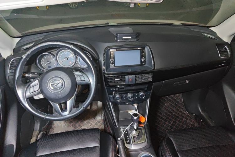 Used Mazda CX-5 2014 2.0L Automatic Two-Wheel Drive Urban Version Center Console