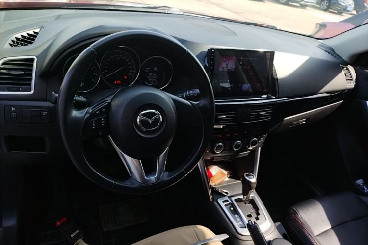 Used Mazda CX-5 2014 2.0L Automatic Two-Wheel Drive Urban Version Center Console