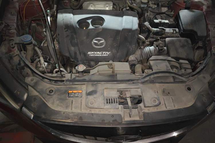 Used Mazda CX-5 2014 2.0L Automatic Two-Wheel Drive Urban Version Engine Bay