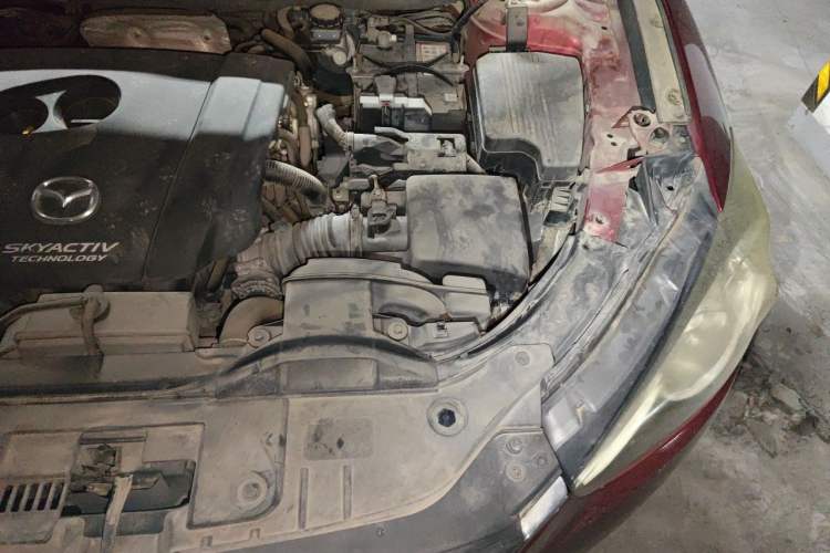Used Mazda CX-5 2014 2.0L Automatic Two-Wheel Drive Urban Version Engine Bay Left