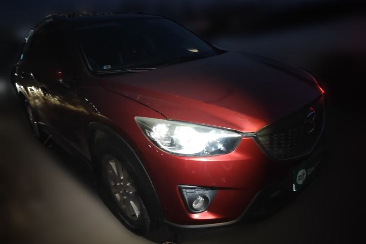 Used Mazda CX-5 2014 2.0L Automatic Two-Wheel Drive Urban Version Front Right 45 Deg