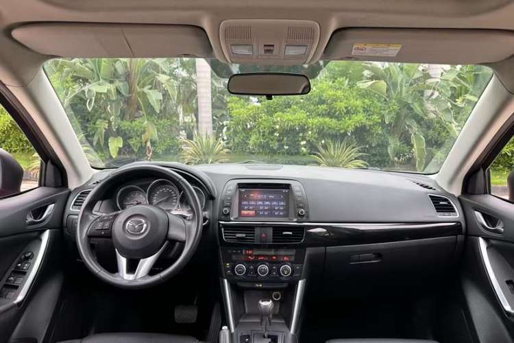 Used Mazda CX-5 2014 2.0L Automatic Two-Wheel Drive Urban Version Interior 1