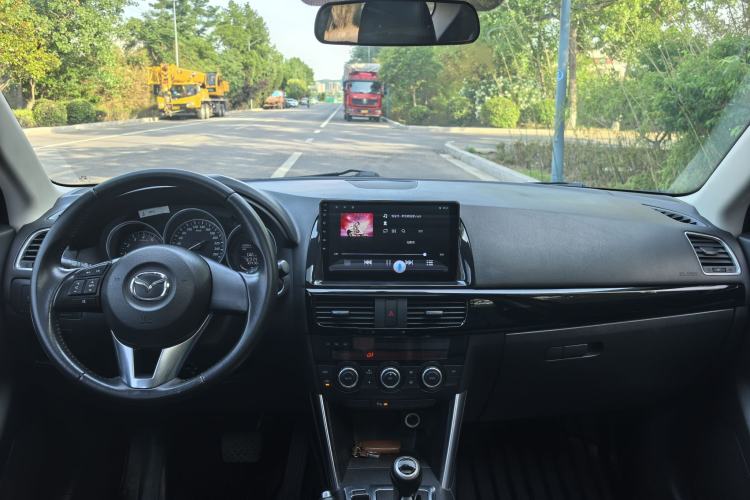 Used Mazda CX-5 2014 2.0L Automatic Two-Wheel Drive Urban Version Interior 6