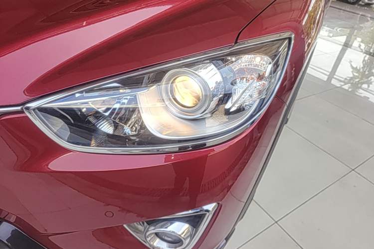 Used Mazda CX-5 2014 2.0L Automatic Two-Wheel Drive Urban Version Left Front Headlight
