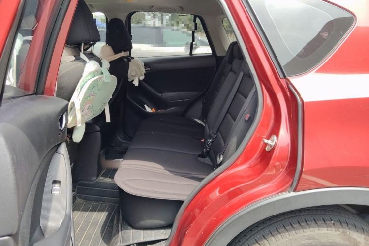 Used Mazda CX-5 2014 2.0L Automatic Two-Wheel Drive Urban Version Left Rear Seat