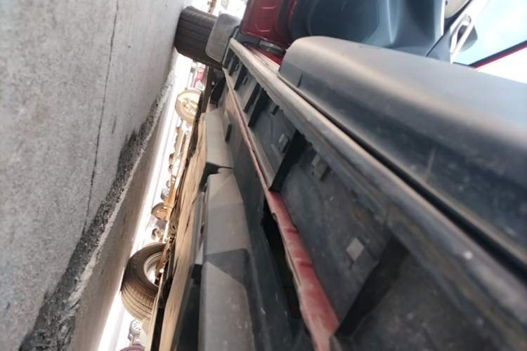 Used Mazda CX-5 2014 2.0L Automatic Two-Wheel Drive Urban Version Left Side Sill