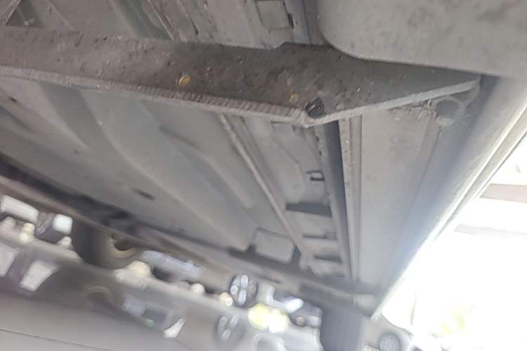 Used Mazda CX-5 2014 2.0L Automatic Two-Wheel Drive Urban Version Left Side Sill