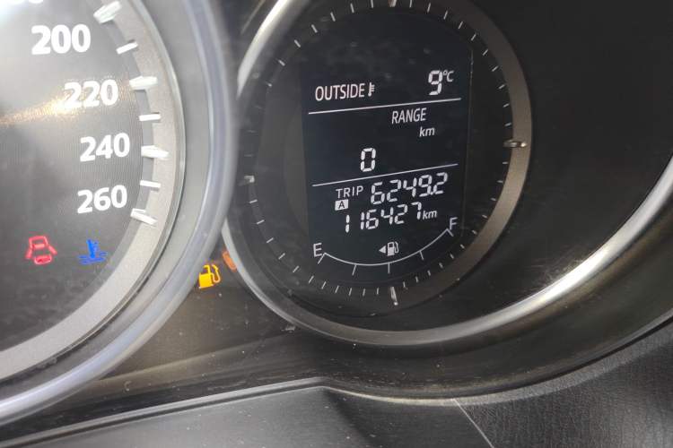 Used Mazda CX-5 2014 2.0L Automatic Two-Wheel Drive Urban Version Odometer Close Up