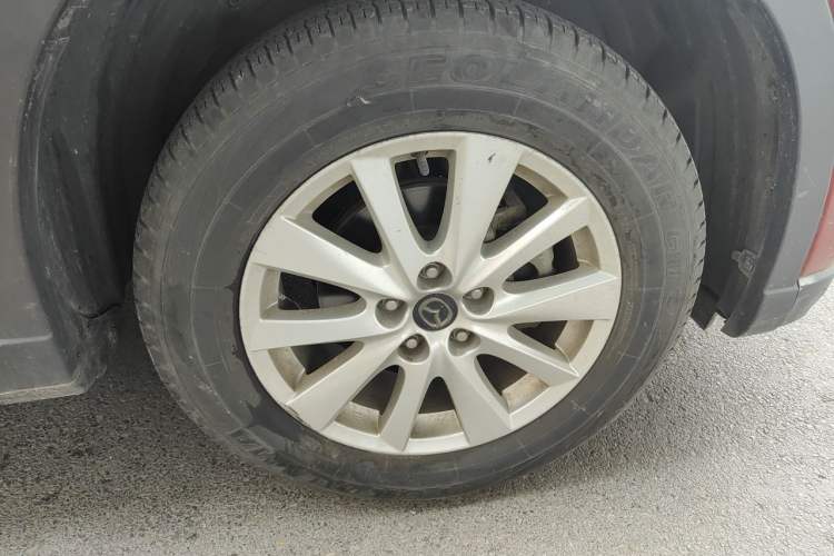 Used Mazda CX-5 2014 2.0L Automatic Two-Wheel Drive Urban Version Right Front Wheel Hub
