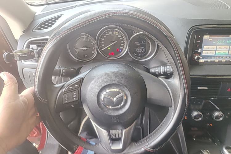 Used Mazda CX-5 2014 2.0L Automatic Two-Wheel Drive Urban Version Steering Wheel
