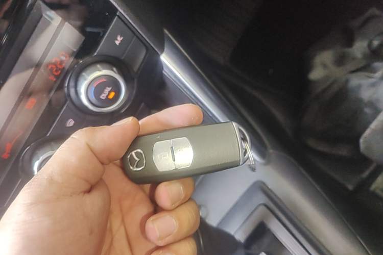 Used Mazda CX-5 2014 2.0L Automatic Two-Wheel Drive Urban Version Vehicle Key