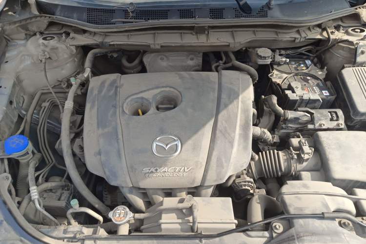 Used Mazda CX-5 2014 2.0L Automatic Two-Wheel Drive Urban Version Engine Bay