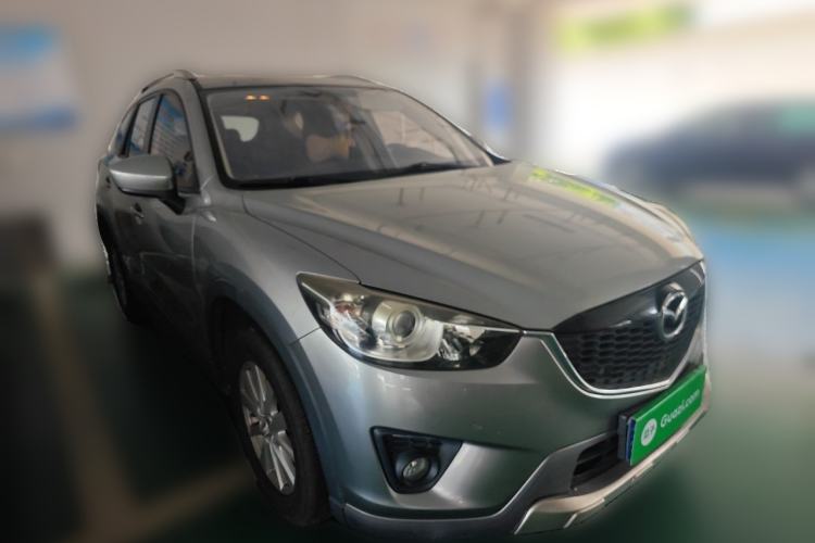 Used Mazda CX-5 2014 2.0L Automatic Two-Wheel Drive Urban Version Front Right 45 Deg