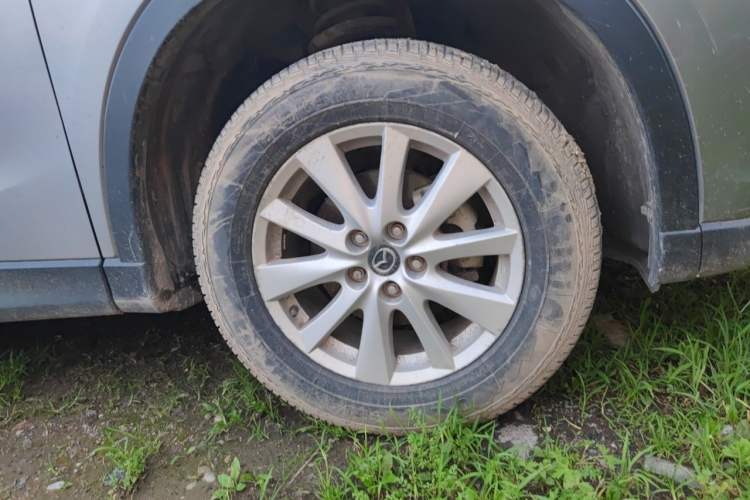 Used Mazda CX-5 2014 2.0L Automatic Two-Wheel Drive Urban Version Right Front Wheel Hub