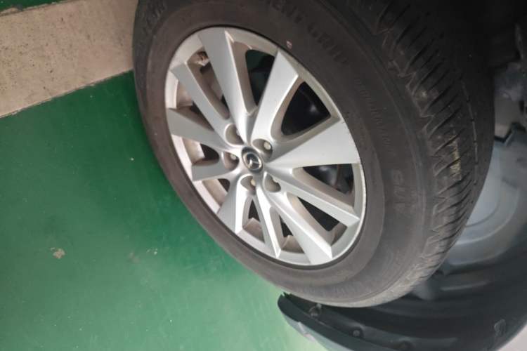 Used Mazda CX-5 2014 2.0L Automatic Two-Wheel Drive Urban Version Right Front Wheel Hub