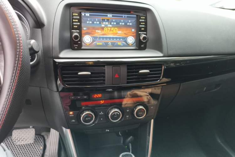 Used Mazda CX-5 2014 2.0L Automatic Two-Wheel Drive Urban Version Audio And AC Panel