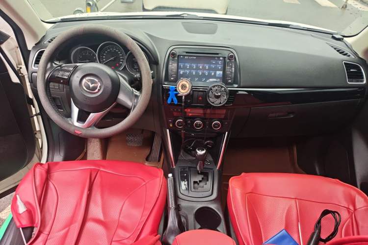 Used Mazda CX-5 2014 2.0L Automatic Two-Wheel Drive Urban Version Center Console