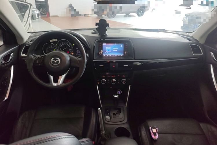 Used Mazda CX-5 2014 2.0L Automatic Two-Wheel Drive Urban Version Center Console