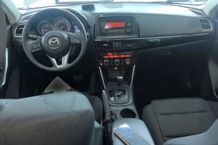 Used Mazda CX-5 2014 2.0L Automatic Two-Wheel Drive Urban Version Center Console